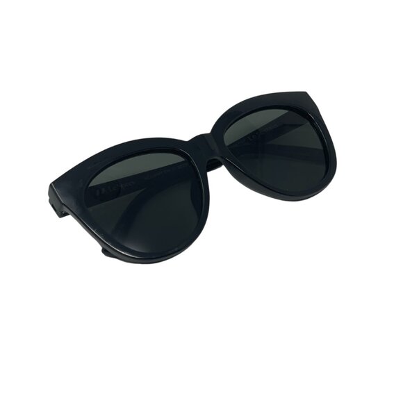 Le Specs | Resumption Sunglasses in Black & Khaki Mono main image 4